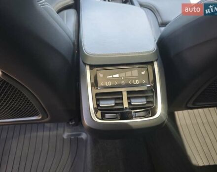 Бежевый Вольво ХС90, объемом двигателя 1.97 л и пробегом 162 тыс. км за 29999 $, фото 79 на Automoto.ua