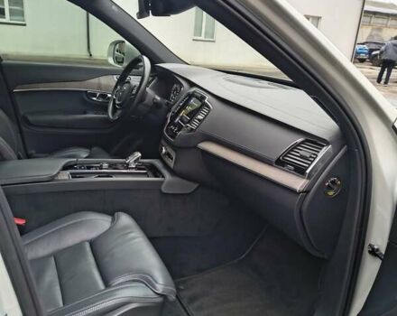 Бежевий Вольво ХС90, об'ємом двигуна 1.97 л та пробігом 195 тис. км за 36000 $, фото 13 на Automoto.ua