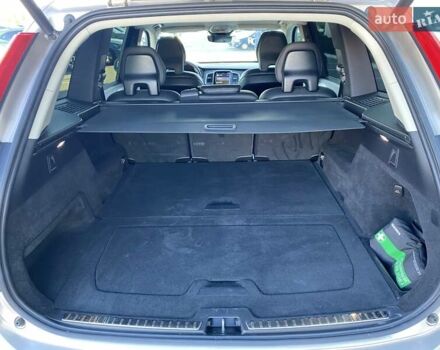 Вольво ХС90 2022 в Киеве на Automoto.ua Бежевый Вольво ХС90, объемом двигателя 1.97 л и пробегом 75 тыс. км за 47736 $, фото 10 на Automoto.ua