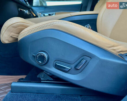 Бежевый Вольво ХС90, объемом двигателя 1.97 л и пробегом 114 тыс. км за 51500 $, фото 35 на Automoto.ua