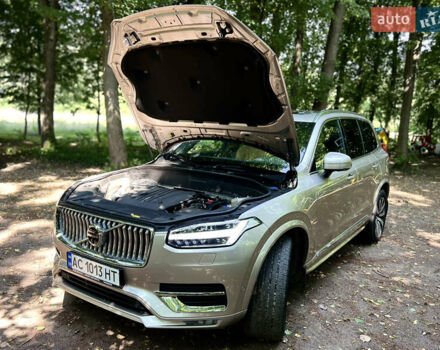 Вольво ХС90 2023 в Луцке на Automoto.ua Бежевый Вольво ХС90, объемом двигателя 1.97 л и пробегом 42 тыс. км за 58000 $, фото 8 на Automoto.ua