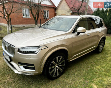 Бежевый Вольво ХС90, объемом двигателя 1.97 л и пробегом 43 тыс. км за 53000 $, фото 1 на Automoto.ua