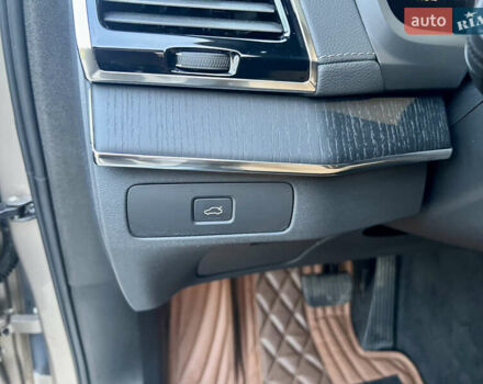 Бежевый Вольво ХС90, объемом двигателя 1.97 л и пробегом 114 тыс. км за 51500 $, фото 28 на Automoto.ua