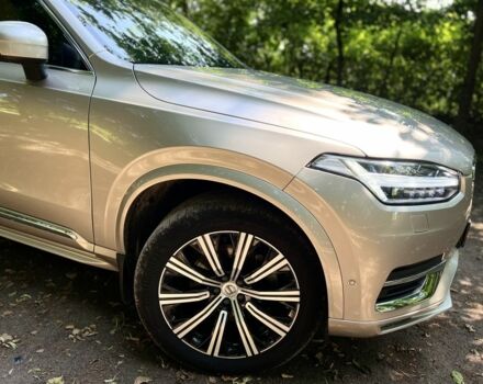 Бежевий Вольво ХС90, об'ємом двигуна 2 л та пробігом 42 тис. км за 55900 $, фото 3 на Automoto.ua