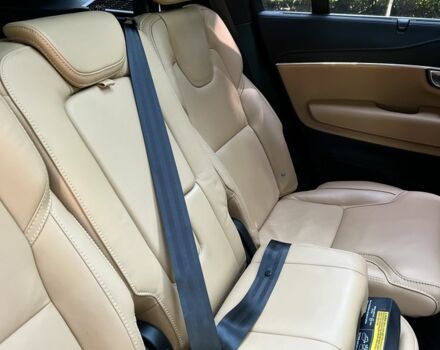 Бежевий Вольво ХС90, об'ємом двигуна 2 л та пробігом 42 тис. км за 55900 $, фото 13 на Automoto.ua