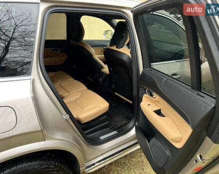 Бежевый Вольво ХС90, объемом двигателя 1.97 л и пробегом 43 тыс. км за 53000 $, фото 17 на Automoto.ua