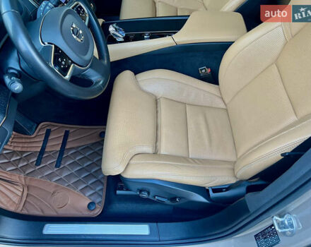 Бежевый Вольво ХС90, объемом двигателя 1.97 л и пробегом 114 тыс. км за 51500 $, фото 36 на Automoto.ua