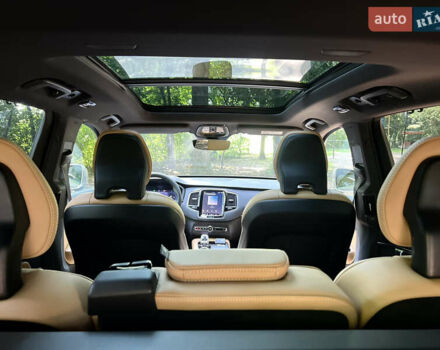 Вольво ХС90 2023 в Луцке на Automoto.ua Бежевый Вольво ХС90, объемом двигателя 1.97 л и пробегом 42 тыс. км за 58000 $, фото 13 на Automoto.ua