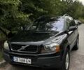 Черный Вольво ХС90, объемом двигателя 2.5 л и пробегом 330 тыс. км за 7500 $, фото 1 на Automoto.ua