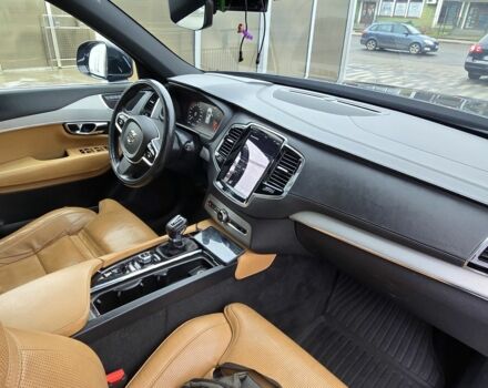 Чорний Вольво ХС90, об'ємом двигуна 2 л та пробігом 450 тис. км за 26222 $, фото 20 на Automoto.ua