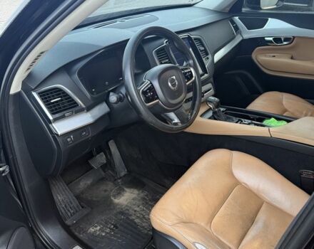 Черный Вольво ХС90, объемом двигателя 2 л и пробегом 370 тыс. км за 21000 $, фото 5 на Automoto.ua