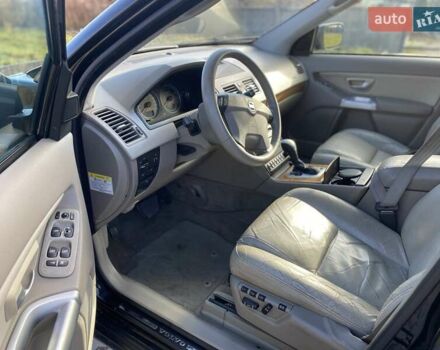 Черный Вольво ХС90, объемом двигателя 2.4 л и пробегом 322 тыс. км за 5550 $, фото 16 на Automoto.ua