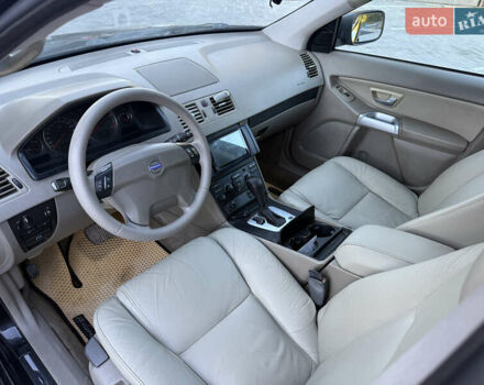 Черный Вольво ХС90, объемом двигателя 2.4 л и пробегом 570 тыс. км за 9199 $, фото 15 на Automoto.ua