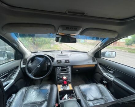 Вольво ХС90 2004 в Славянске на Automoto.ua Черный Вольво ХС90, объемом двигателя 2.5 л и пробегом 326 тыс. км за 5100 $, фото 4 на Automoto.ua