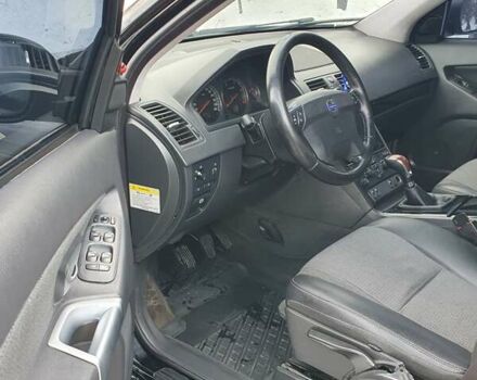 Черный Вольво ХС90, объемом двигателя 2.4 л и пробегом 365 тыс. км за 8800 $, фото 26 на Automoto.ua