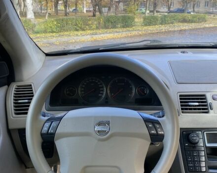 Черный Вольво ХС90, объемом двигателя 2.4 л и пробегом 400 тыс. км за 5100 $, фото 15 на Automoto.ua