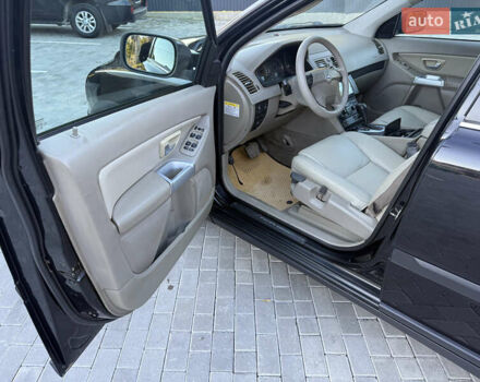 Черный Вольво ХС90, объемом двигателя 2.4 л и пробегом 570 тыс. км за 9199 $, фото 13 на Automoto.ua