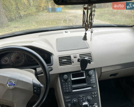 Черный Вольво ХС90, объемом двигателя 2.4 л и пробегом 306 тыс. км за 10500 $, фото 7 на Automoto.ua