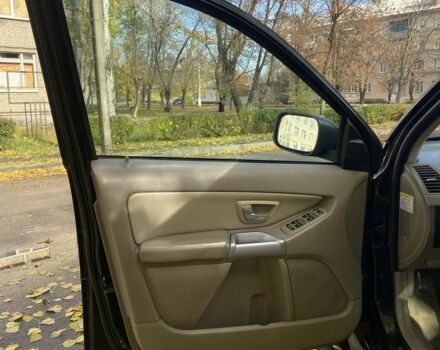 Черный Вольво ХС90, объемом двигателя 2.4 л и пробегом 400 тыс. км за 5100 $, фото 7 на Automoto.ua