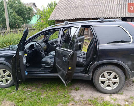 Черный Вольво ХС90, объемом двигателя 2.4 л и пробегом 330 тыс. км за 4000 $, фото 4 на Automoto.ua
