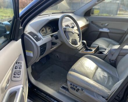 Черный Вольво ХС90, объемом двигателя 2.4 л и пробегом 322 тыс. км за 5550 $, фото 6 на Automoto.ua