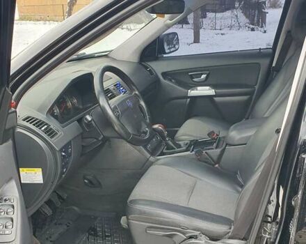 Черный Вольво ХС90, объемом двигателя 2.4 л и пробегом 365 тыс. км за 8800 $, фото 25 на Automoto.ua