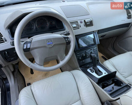 Черный Вольво ХС90, объемом двигателя 2.4 л и пробегом 570 тыс. км за 9199 $, фото 16 на Automoto.ua