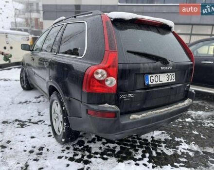 Черный Вольво ХС90, объемом двигателя 2.4 л и пробегом 332 тыс. км за 5500 $, фото 3 на Automoto.ua