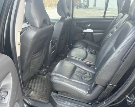 Чорний Вольво ХС90, об'ємом двигуна 2.4 л та пробігом 300 тис. км за 5600 $, фото 15 на Automoto.ua