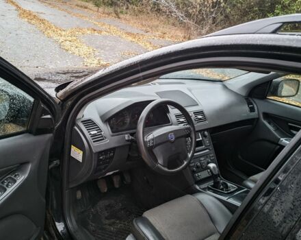 Вольво ХС90 2005 в Глухове на Automoto.ua Черный Вольво ХС90, объемом двигателя 2.4 л и пробегом 302 тыс. км за 3999 $, фото 5 на Automoto.ua
