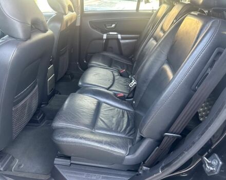 Черный Вольво ХС90, объемом двигателя 2.4 л и пробегом 185 тыс. км за 3258 $, фото 9 на Automoto.ua