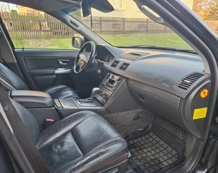 Вольво ХС90 2005 в Киеве на Automoto.ua Черный Вольво ХС90, объемом двигателя 2.4 л и пробегом 290 тыс. км за 5500 $, фото 5 на Automoto.ua