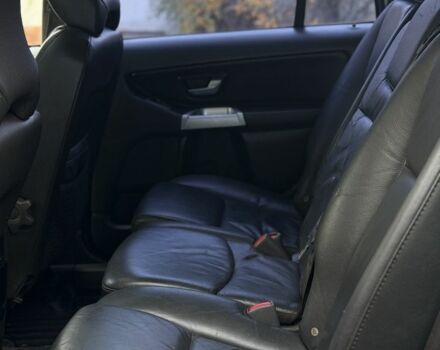 Черный Вольво ХС90, объемом двигателя 2.4 л и пробегом 300 тыс. км за 6150 $, фото 14 на Automoto.ua