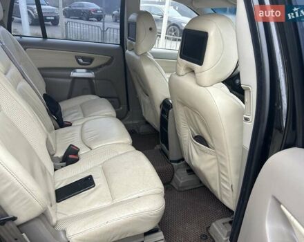 Чорний Вольво ХС90, об'ємом двигуна 2.4 л та пробігом 282 тис. км за 8950 $, фото 5 на Automoto.ua