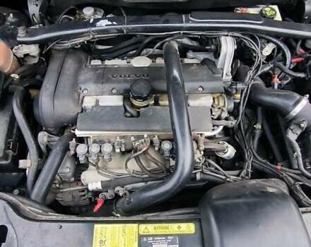 Черный Вольво ХС90, объемом двигателя 2.5 л и пробегом 326 тыс. км за 9500 $, фото 24 на Automoto.ua