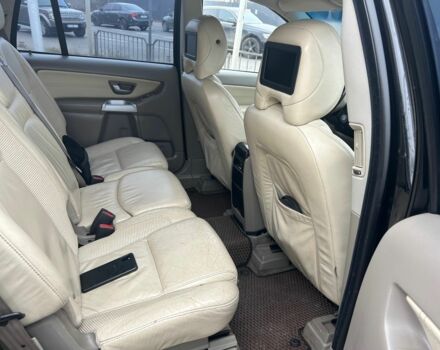 Чорний Вольво ХС90, об'ємом двигуна 2.4 л та пробігом 282 тис. км за 8950 $, фото 6 на Automoto.ua