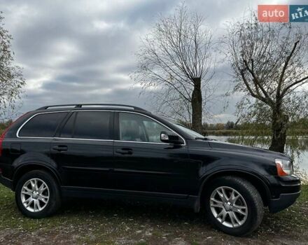 Черный Вольво ХС90, объемом двигателя 2.4 л и пробегом 295 тыс. км за 15659 $, фото 3 на Automoto.ua
