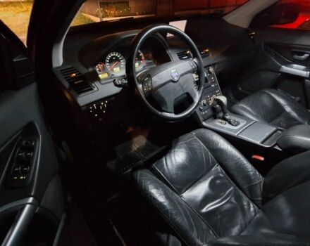 Черный Вольво ХС90, объемом двигателя 2.4 л и пробегом 280 тыс. км за 3000 $, фото 2 на Automoto.ua