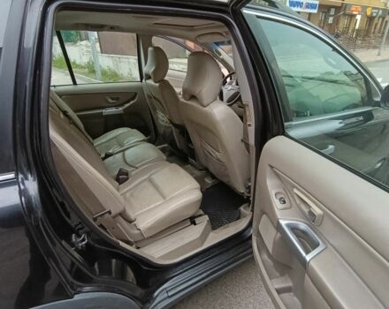 Черный Вольво ХС90, объемом двигателя 2.4 л и пробегом 379 тыс. км за 4800 $, фото 7 на Automoto.ua