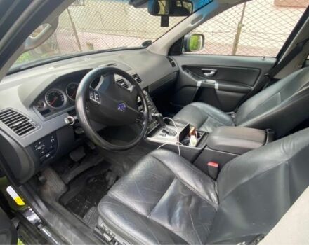 Черный Вольво ХС90, объемом двигателя 2.4 л и пробегом 215 тыс. км за 12000 $, фото 7 на Automoto.ua