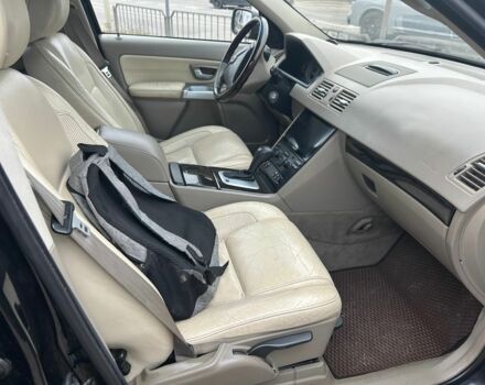 Чорний Вольво ХС90, об'ємом двигуна 2.4 л та пробігом 282 тис. км за 8950 $, фото 5 на Automoto.ua