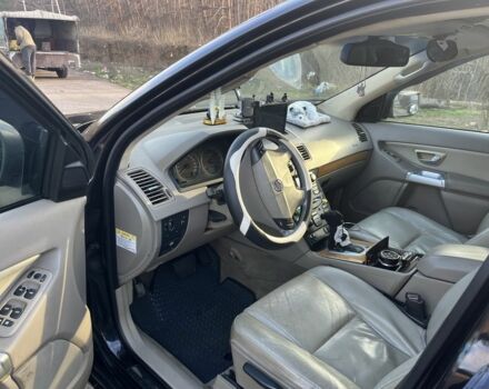 Чорний Вольво ХС90, об'ємом двигуна 2.4 л та пробігом 338 тис. км за 5600 $, фото 8 на Automoto.ua
