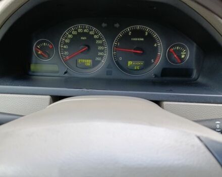 Черный Вольво ХС90, объемом двигателя 2.4 л и пробегом 379 тыс. км за 4800 $, фото 10 на Automoto.ua