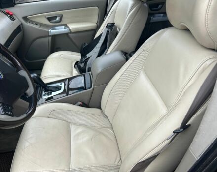 Чорний Вольво ХС90, об'ємом двигуна 2.4 л та пробігом 282 тис. км за 8950 $, фото 7 на Automoto.ua