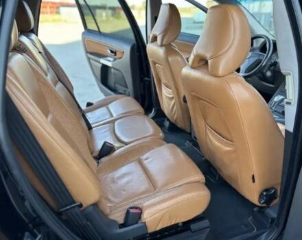 Черный Вольво ХС90, объемом двигателя 0 л и пробегом 274 тыс. км за 3500 $, фото 3 на Automoto.ua