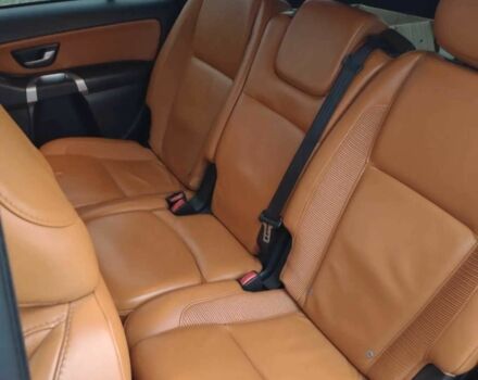 Чорний Вольво ХС90, об'ємом двигуна 2.4 л та пробігом 239 тис. км за 2700 $, фото 10 на Automoto.ua