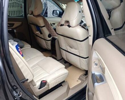 Черный Вольво ХС90, объемом двигателя 2.4 л и пробегом 317 тыс. км за 11900 $, фото 9 на Automoto.ua