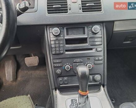 Вольво ХС90 2007 в Коростышеве на Automoto.ua Черный Вольво ХС90, объемом двигателя 3.2 л и пробегом 350 тыс. км за 6000 $, фото 4 на Automoto.ua