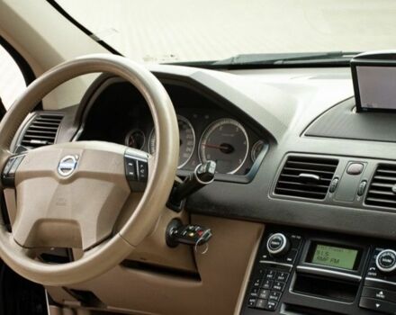 Черный Вольво ХС90, объемом двигателя 2.4 л и пробегом 210 тыс. км за 3333 $, фото 4 на Automoto.ua