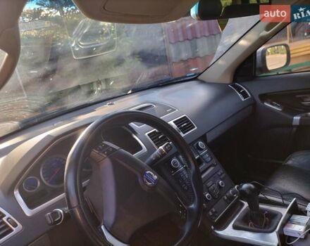 Чорний Вольво ХС90, об'ємом двигуна 2.4 л та пробігом 282 тис. км за 13000 $, фото 2 на Automoto.ua